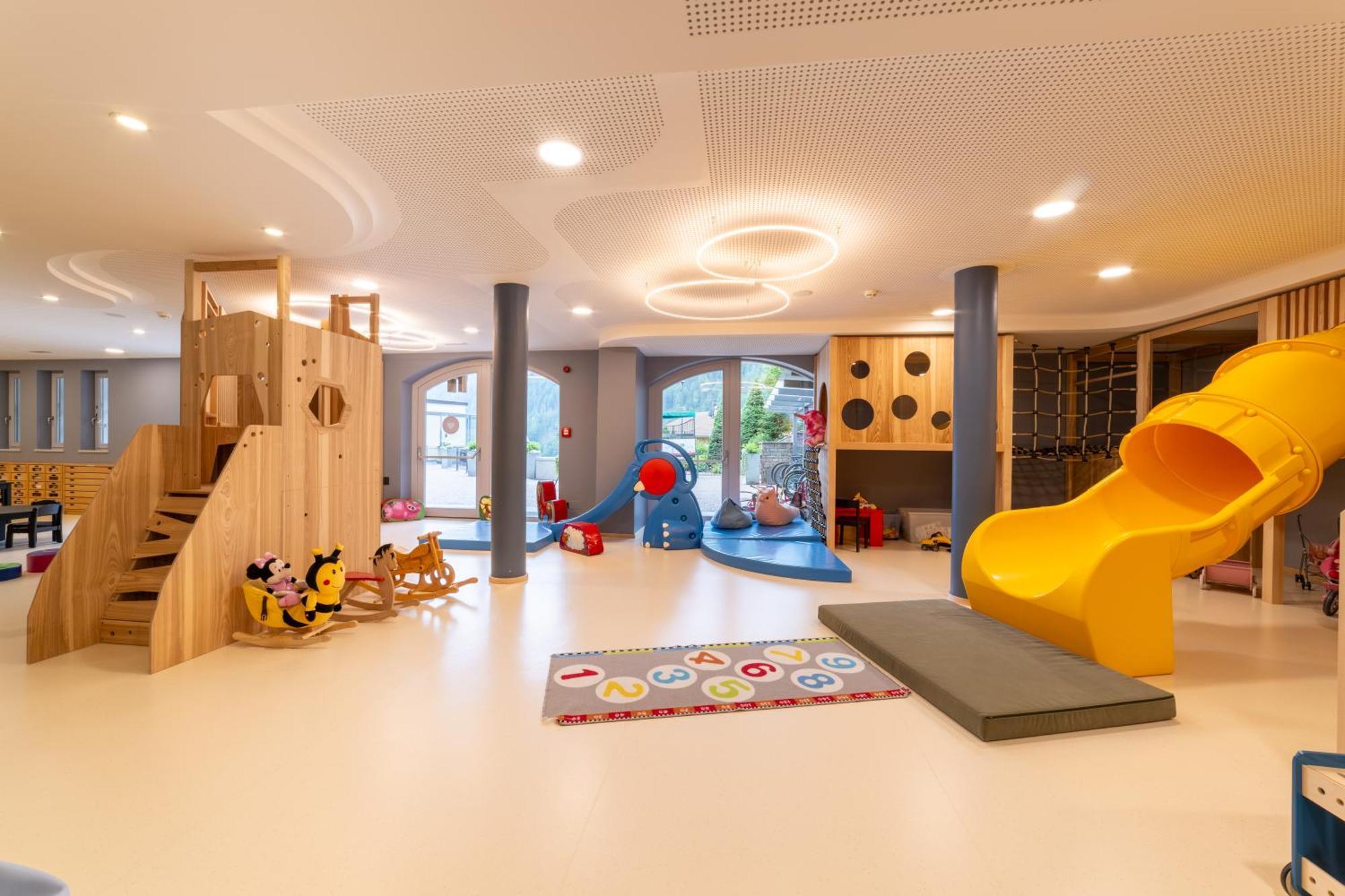 ואלס Familienhotel Huber מראה חיצוני תמונה
