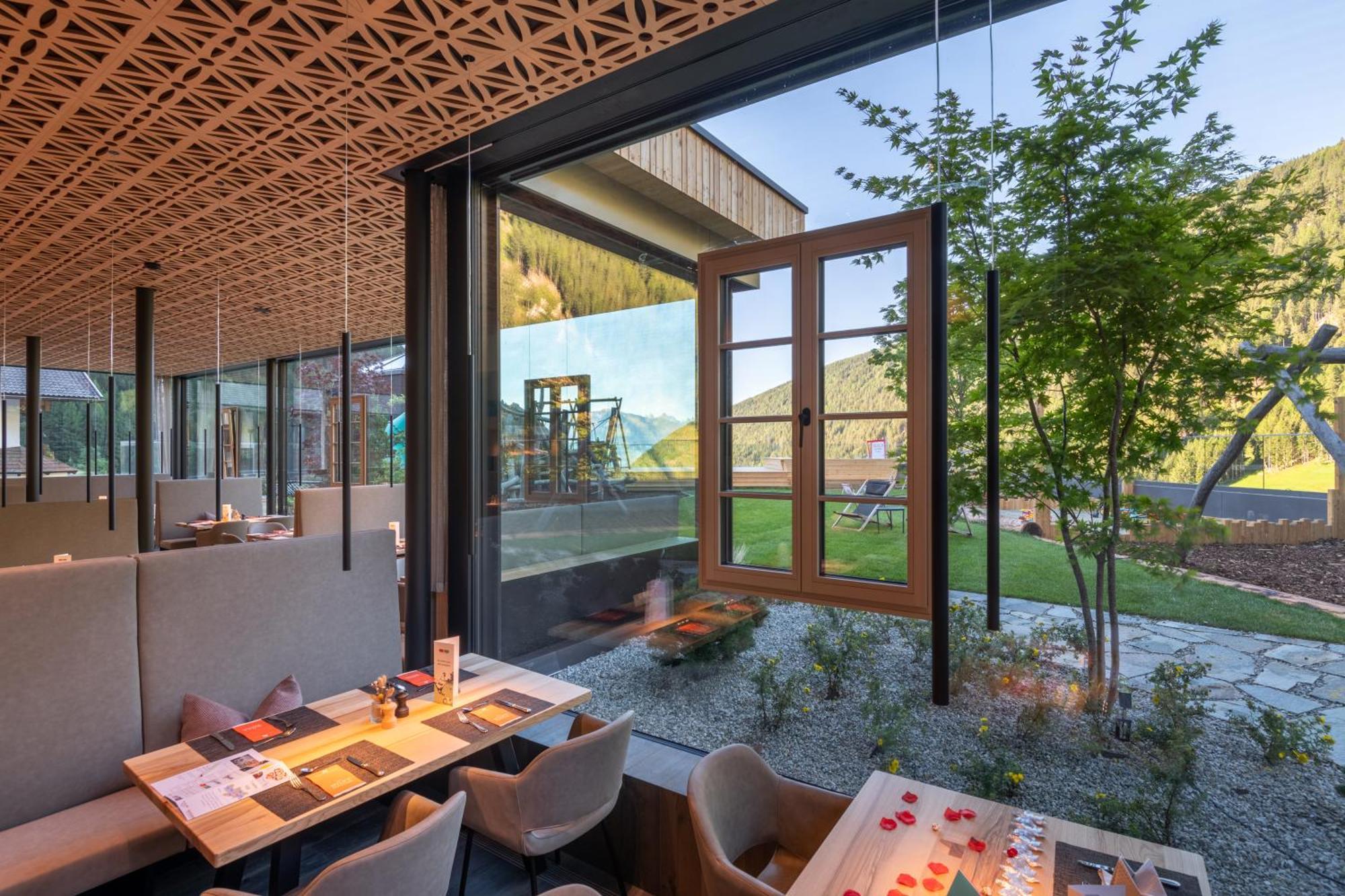 ואלס Familienhotel Huber מראה חיצוני תמונה